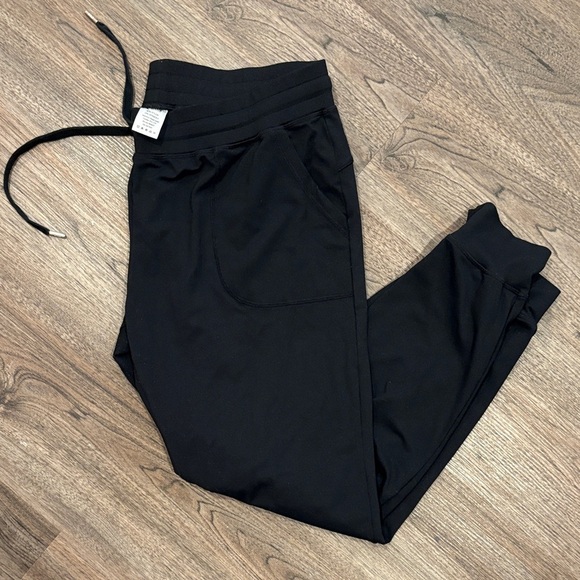 Zyia Active Ladies Black Joggers! XXL - Picture 1 of 7